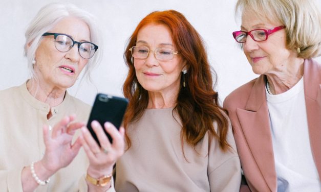 Six Apps Every Senior Should Consider Having on Their Devices